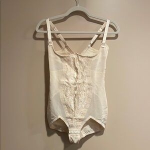 1970s‎ Ivory Compression Bodysuit